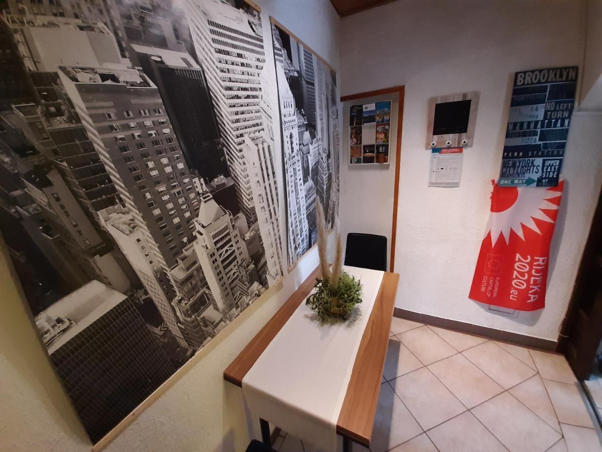 Studio Apartments Fancy 2 Риека Экстерьер фото